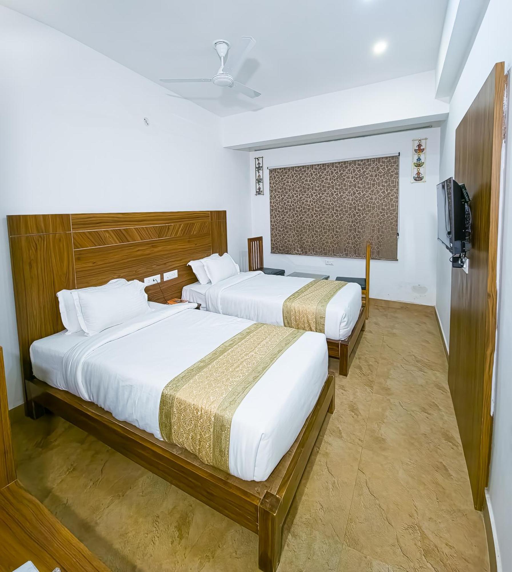 Отель Amritara Ramila Kutir Ayodhya Экстерьер фото